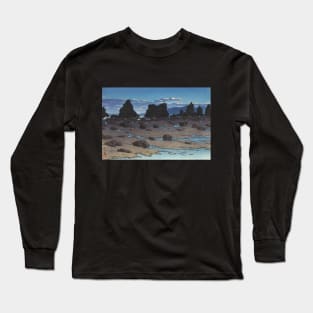 Hashikui Rock at Kushimoto by Kawase Hasui Long Sleeve T-Shirt